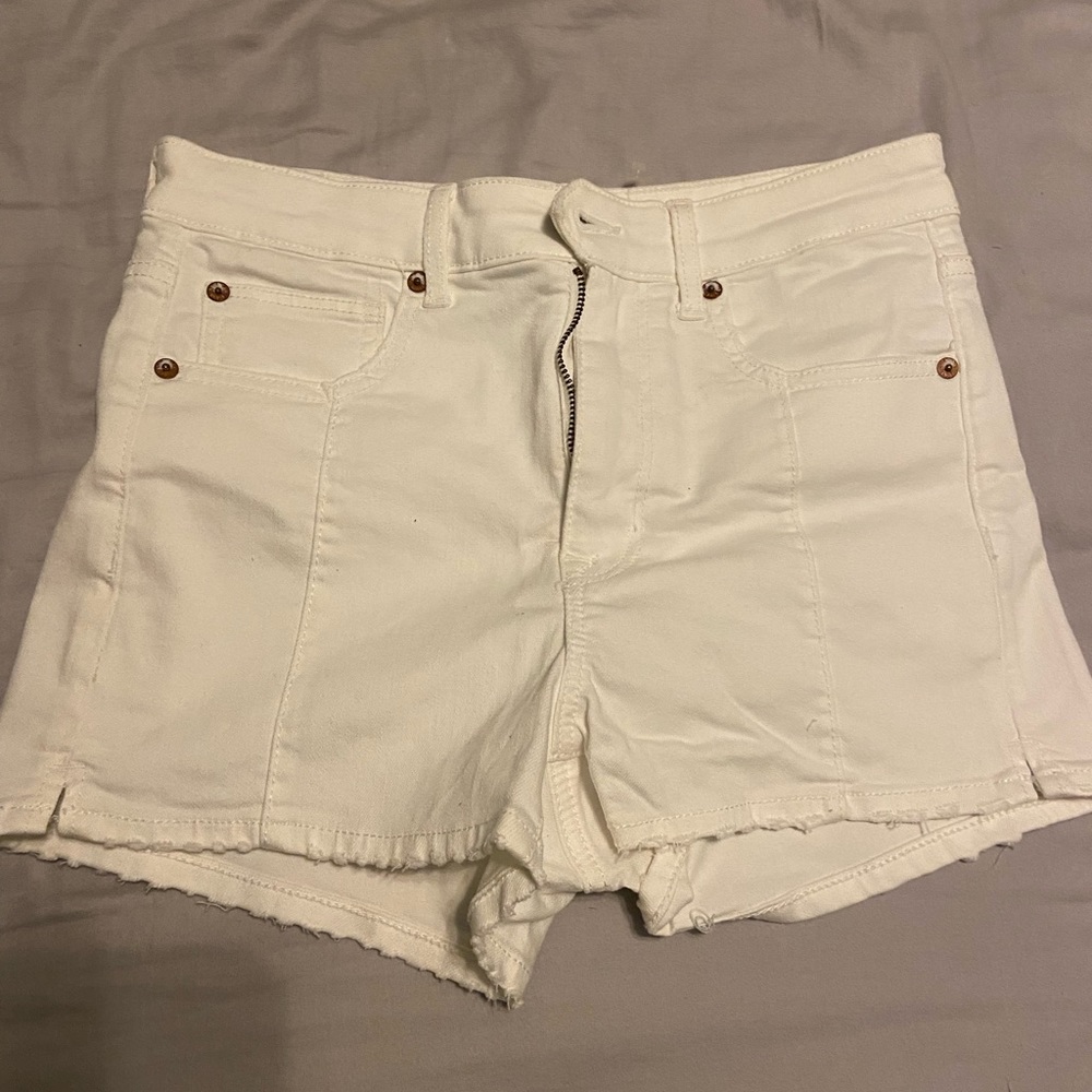 Women’s size 6 American eagle shorts super high rise